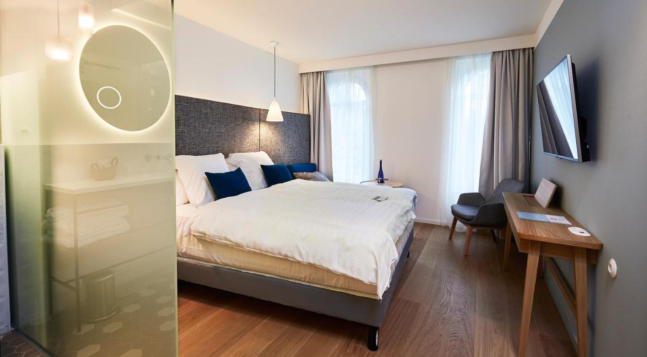 The Originals Hotel Le Cise Restaurant Chambres Et Suites เอิลท์ ภายนอก รูปภาพ