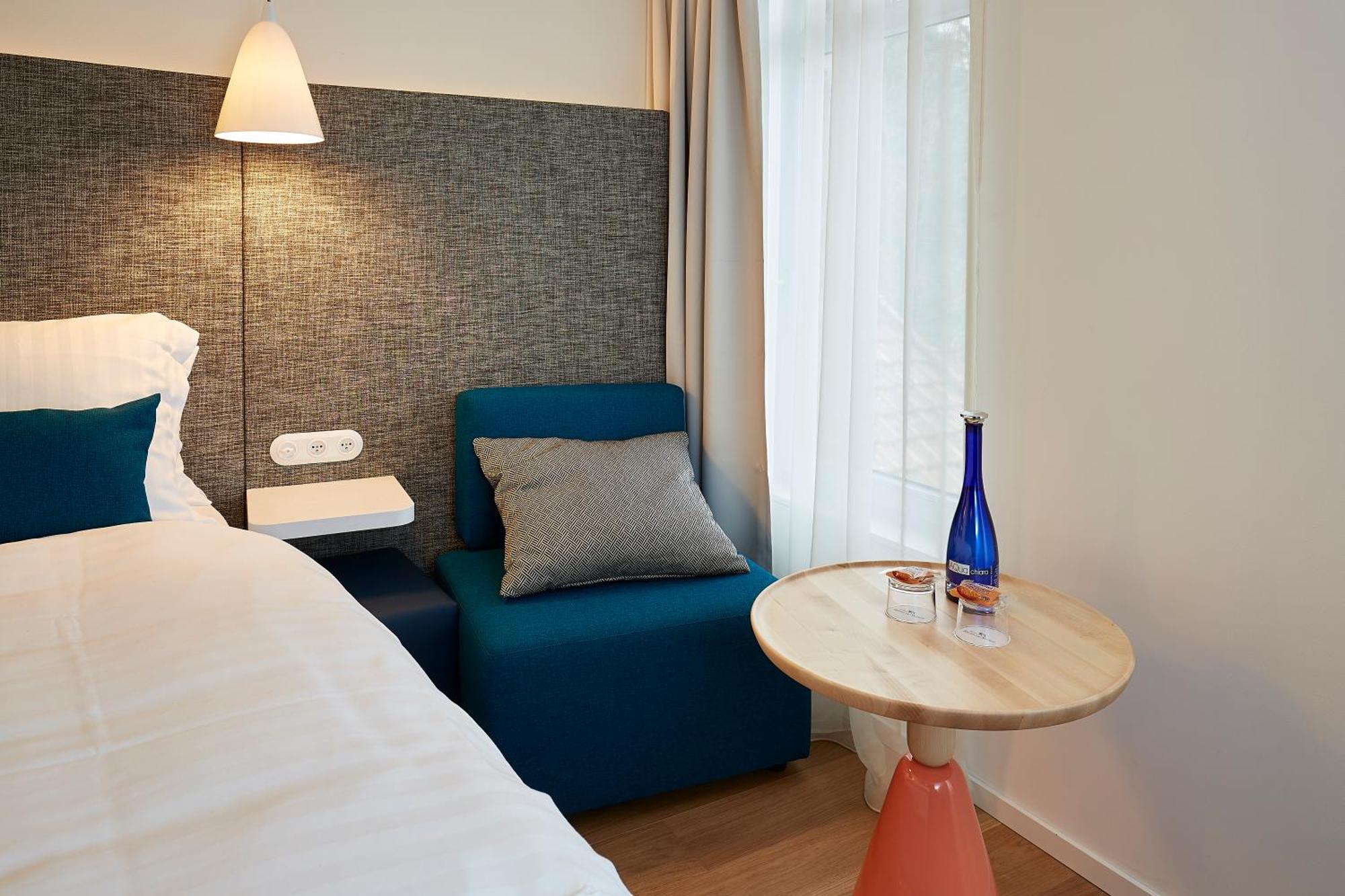 The Originals Hotel Le Cise Restaurant Chambres Et Suites เอิลท์ ภายนอก รูปภาพ